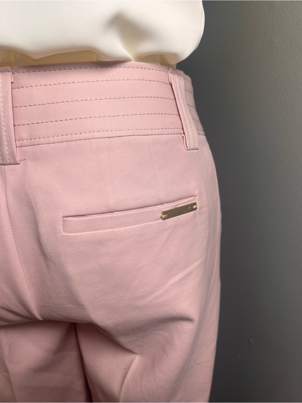 Jones New York Signature Pink
Straight Leg Pants Size 2 - Picture 9 of 16